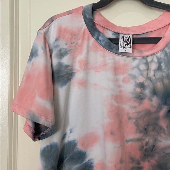 YOUTH Erge Tie-Dye Short Sleeve Tee - Pink and Gray - Picture 2 of 4